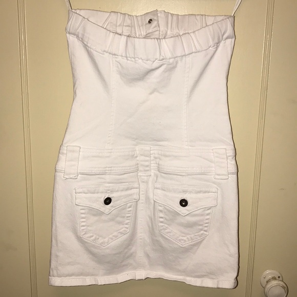 Guess - Picture 2 of 2